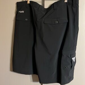 Mens Black Columbia PFG Shorts 40x10